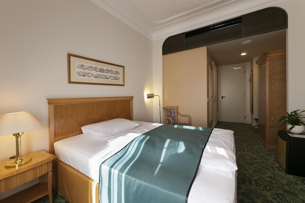 Grandhotel Ambassador Národní Dům KLV Quarto foto