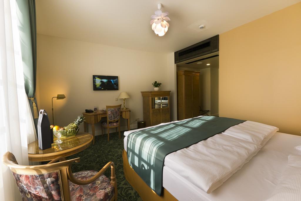 Grandhotel Ambassador Národní Dům KLV Quarto foto