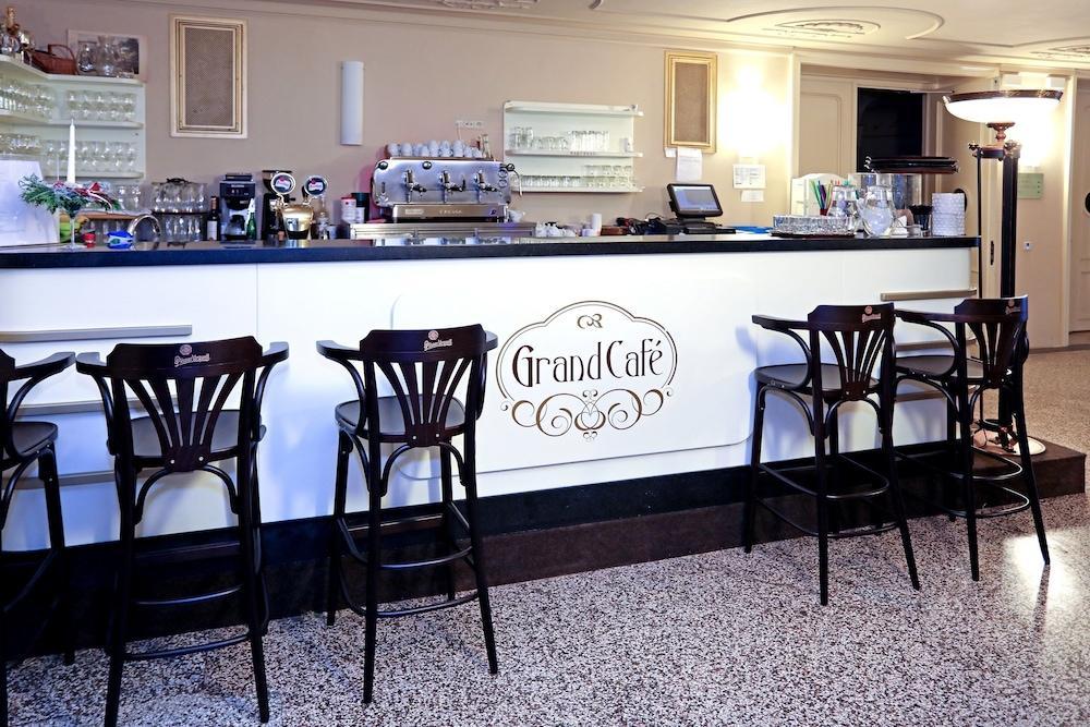 Grandhotel Ambassador Národní Dům KLV Exterior foto
